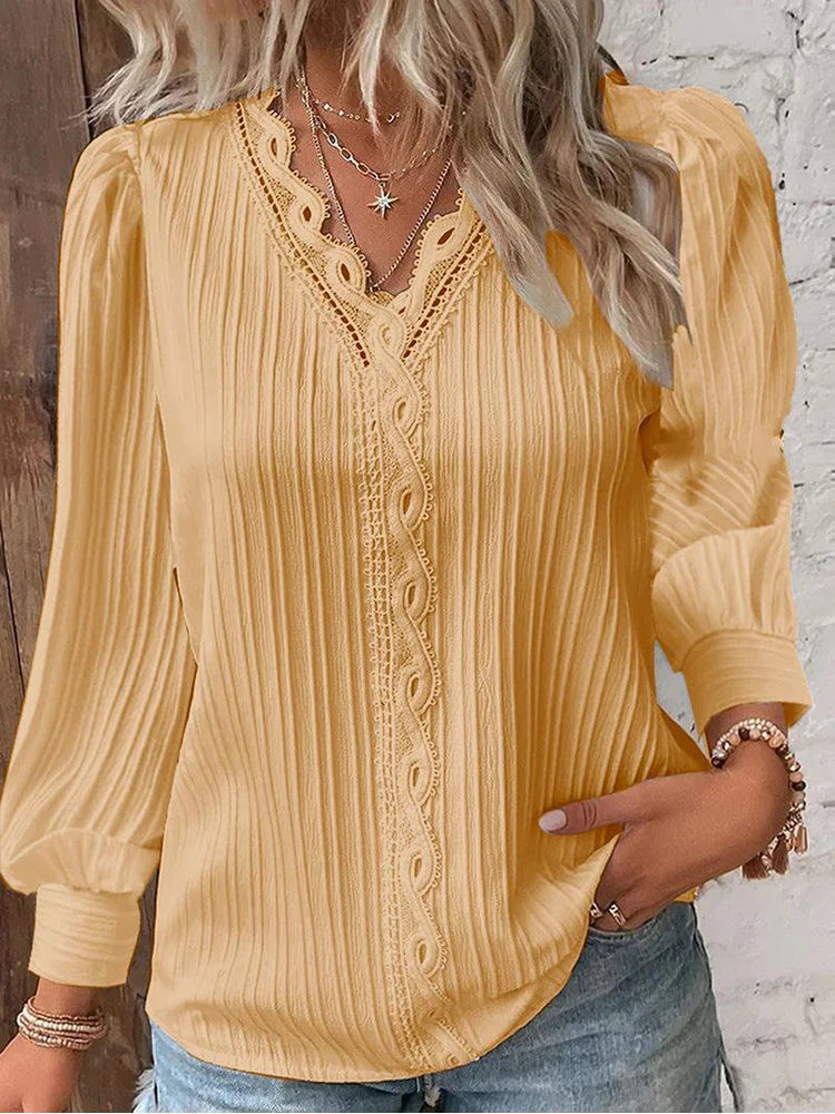 Emma | Blouse met Kantdetails in Chiffon