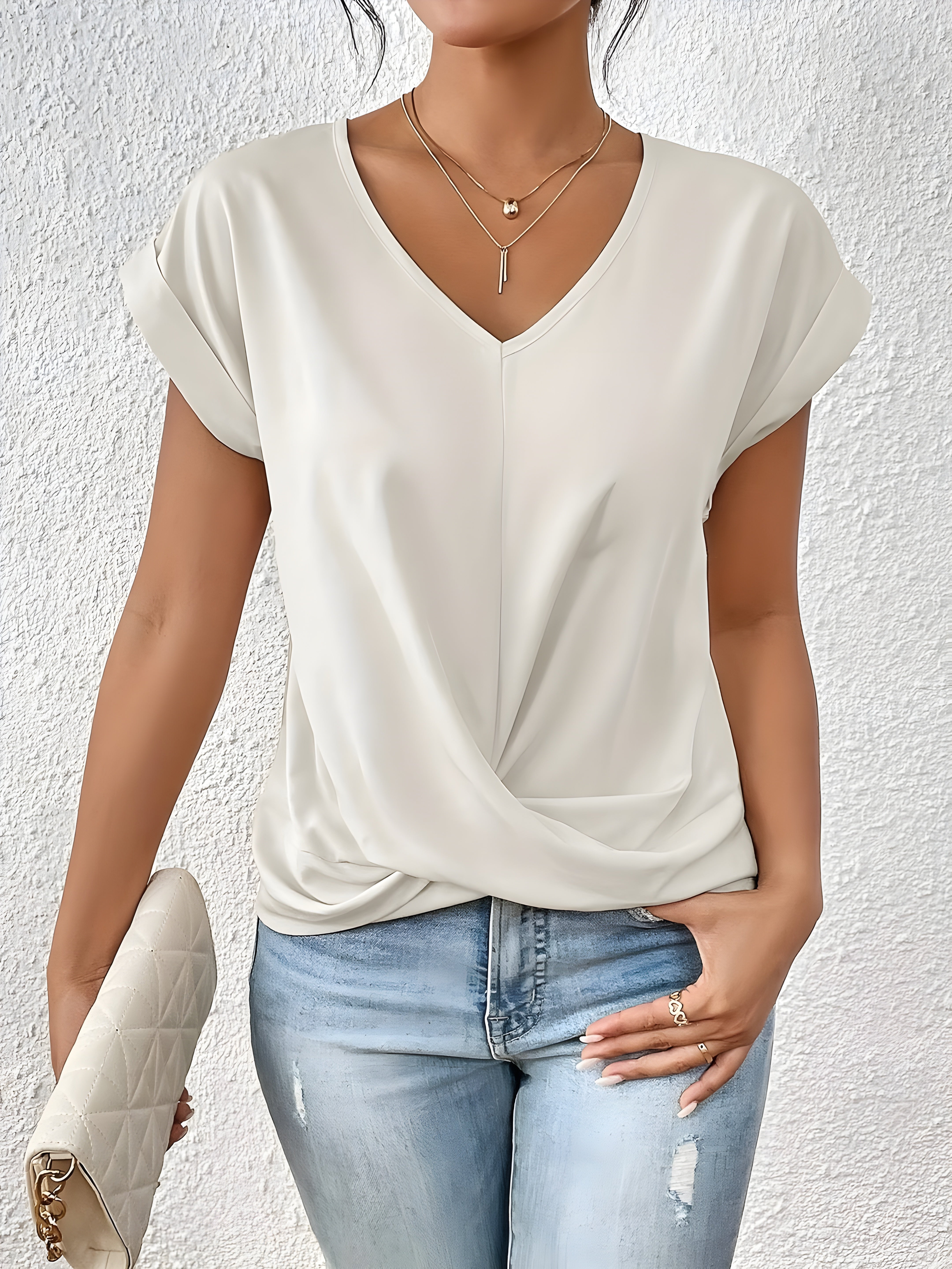 Faina™ | Elegante casual blouse met V-hals
