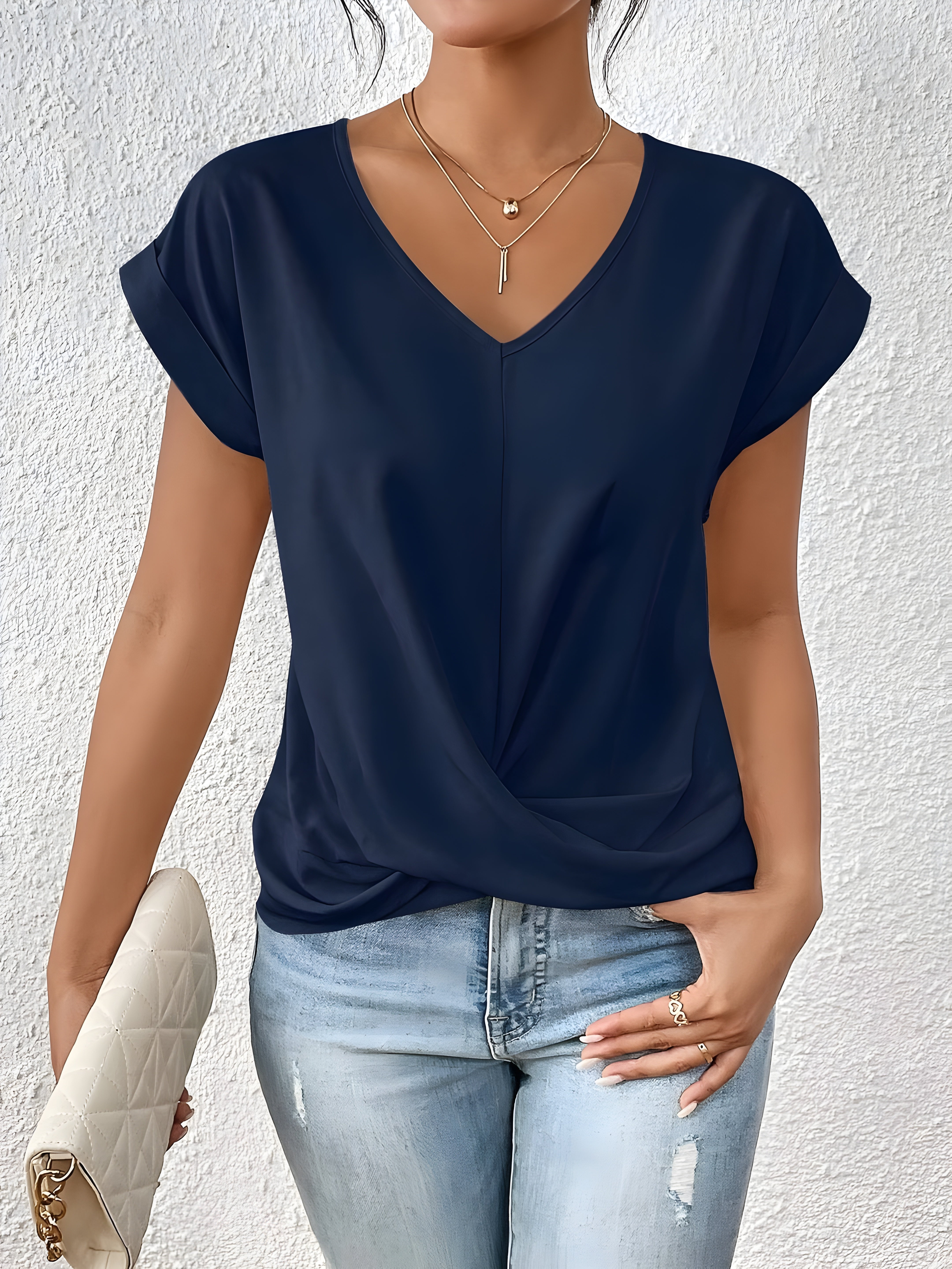Faina™ | Elegante casual blouse met V-hals